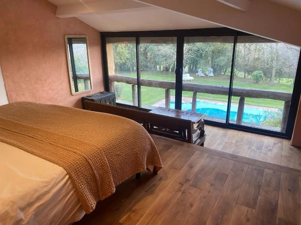Bed and Breakfast Manoir Du Bouyssou Cintegabelle Bed & Breakfast