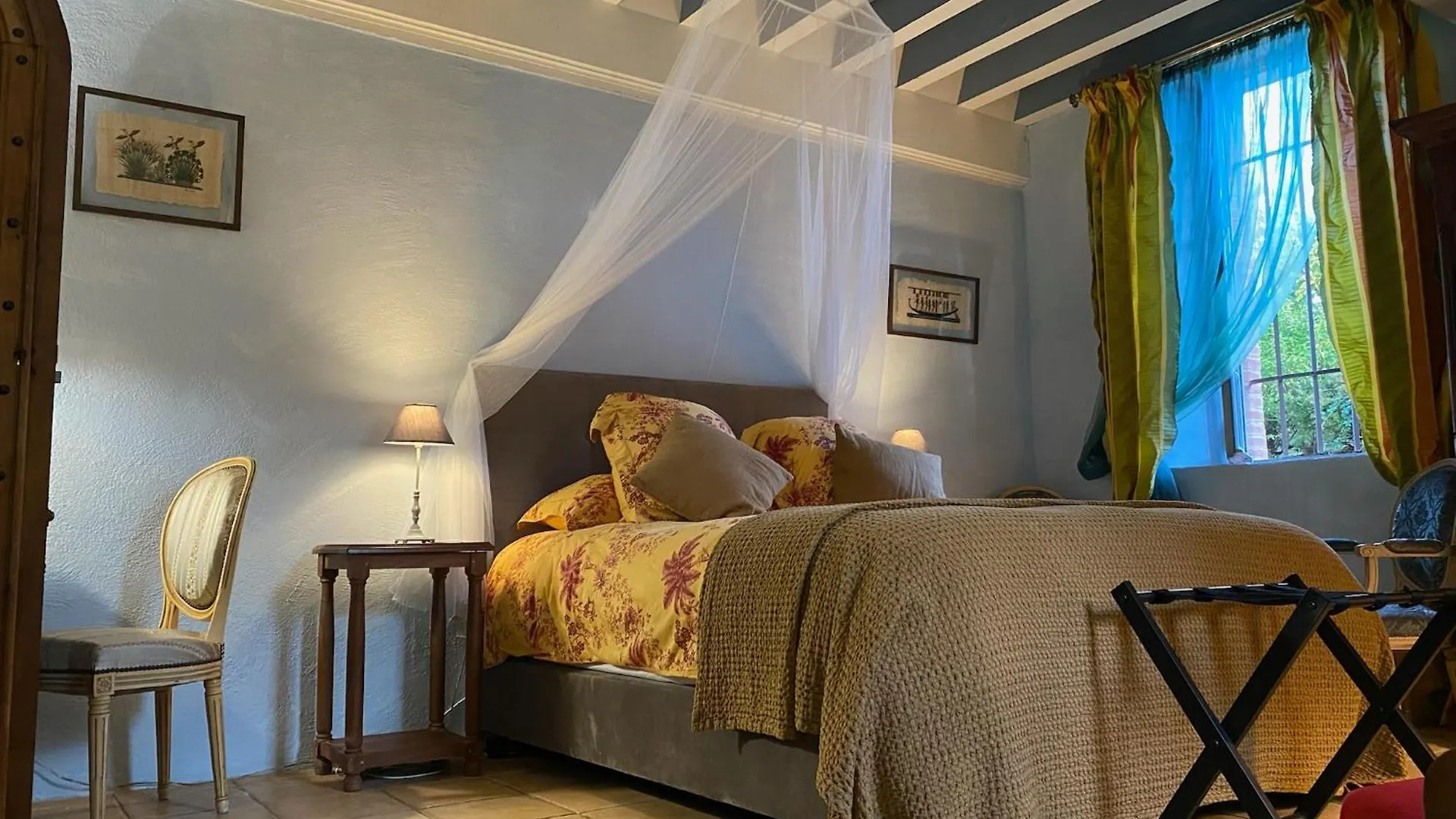Bed and Breakfast Manoir Du Bouyssou Cintegabelle Bed & Breakfast