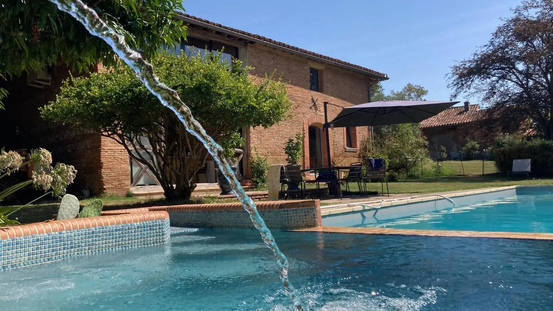 Bed and Breakfast Manoir Du Bouyssou Cintegabelle