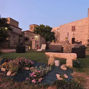 https://le-petit-volcan.hotels-rhonealpes.com
